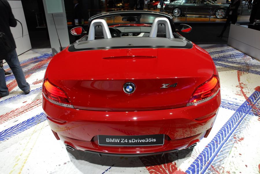  BMW Z4 sDrive 3.5is 2010 года  (фото 53 из 62)